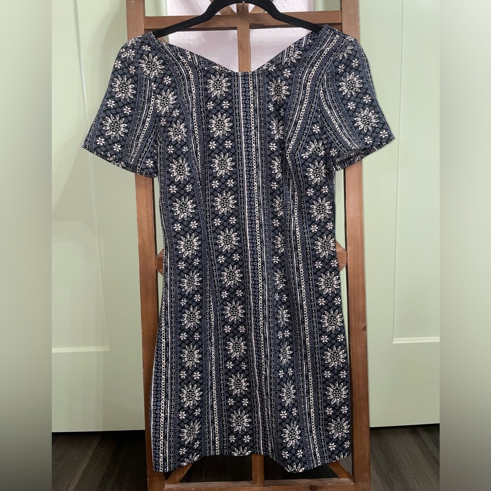Hollister Navy and Cream Floral Mini Dress